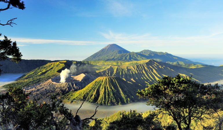 изображение фотография страна для туризма Индонезия